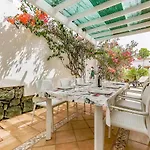 Casa Leo Holiday home *