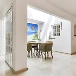 Casa Leo *